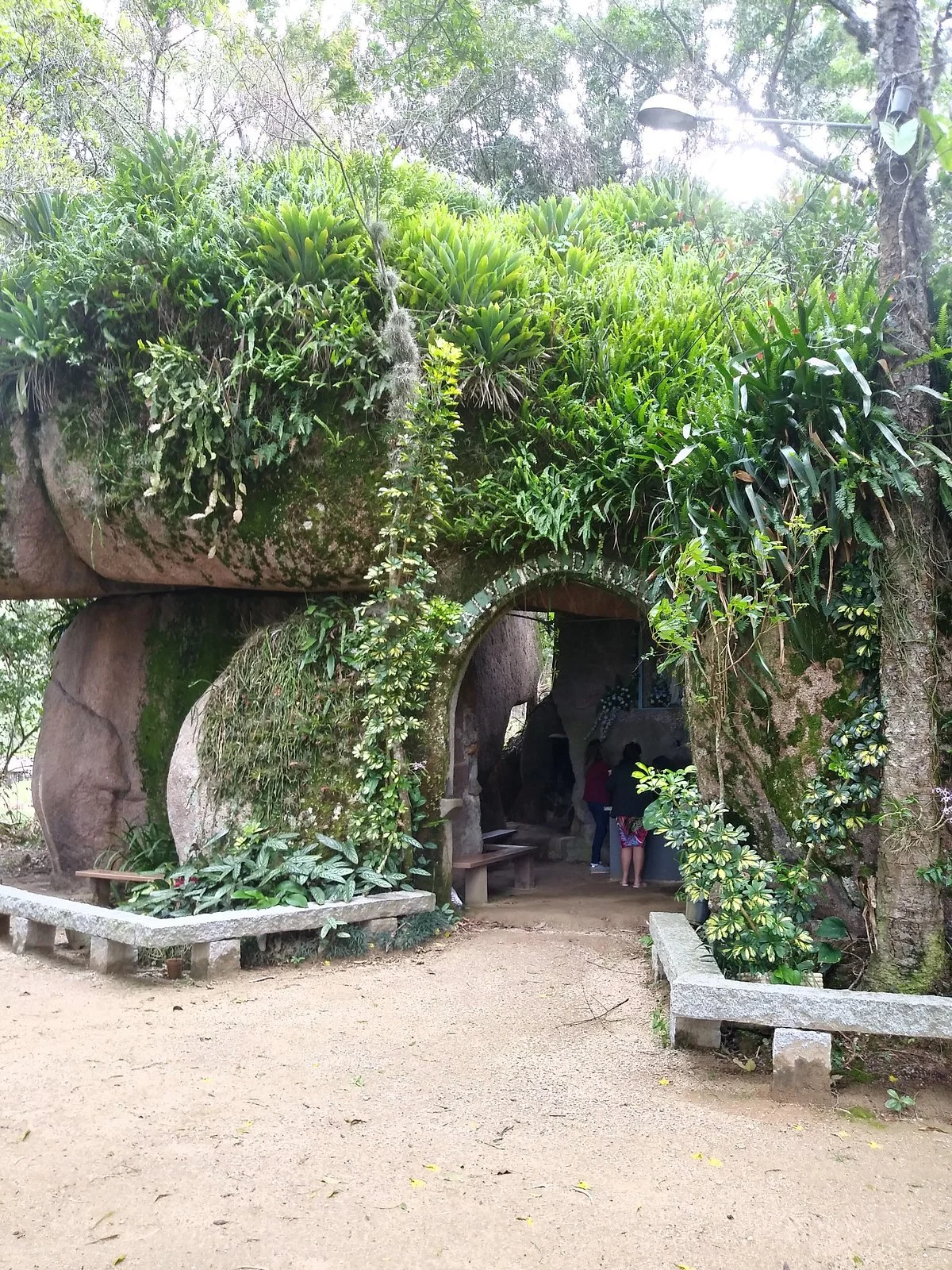 Gruta Nossa Senhora Da Saúde