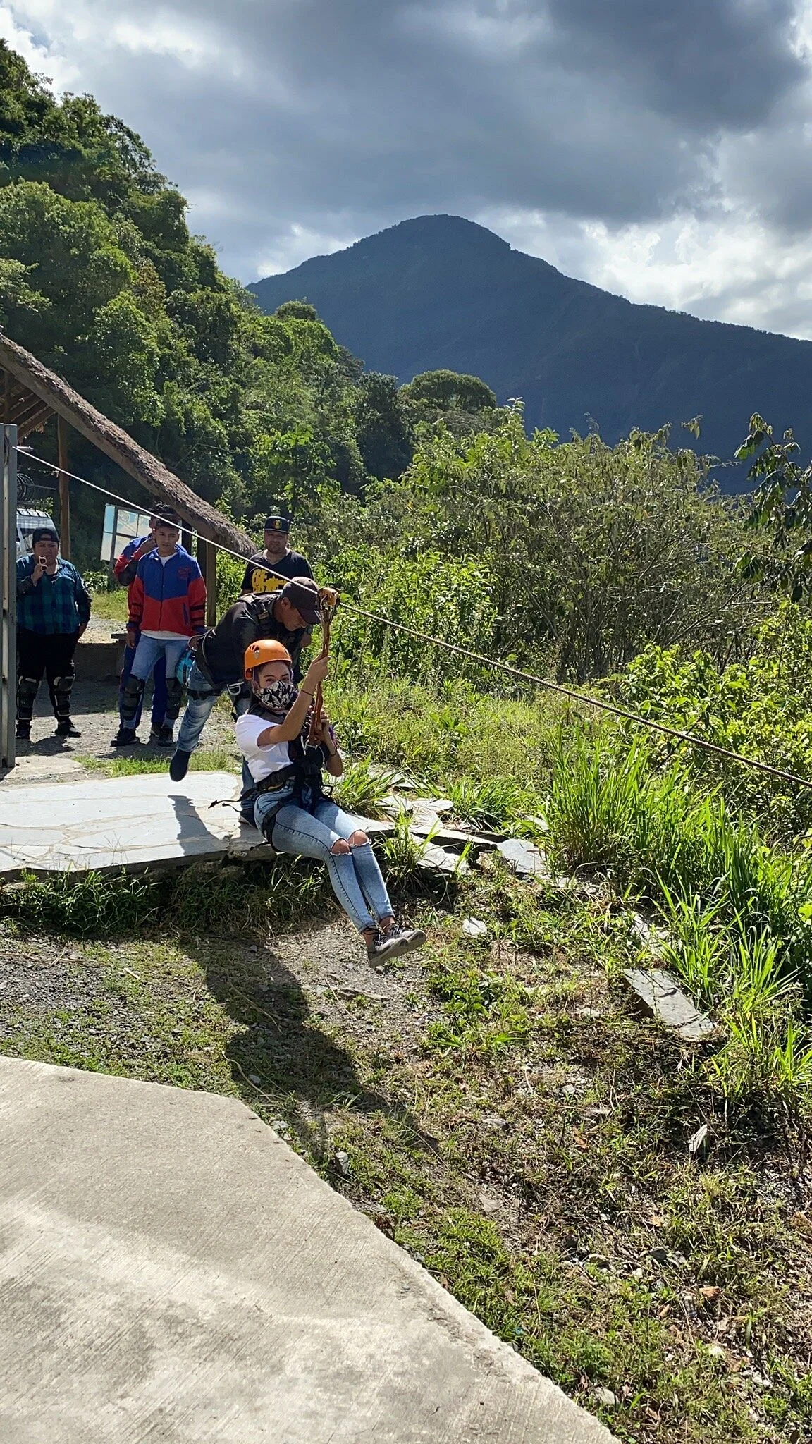 Mono Zipline & Cafe