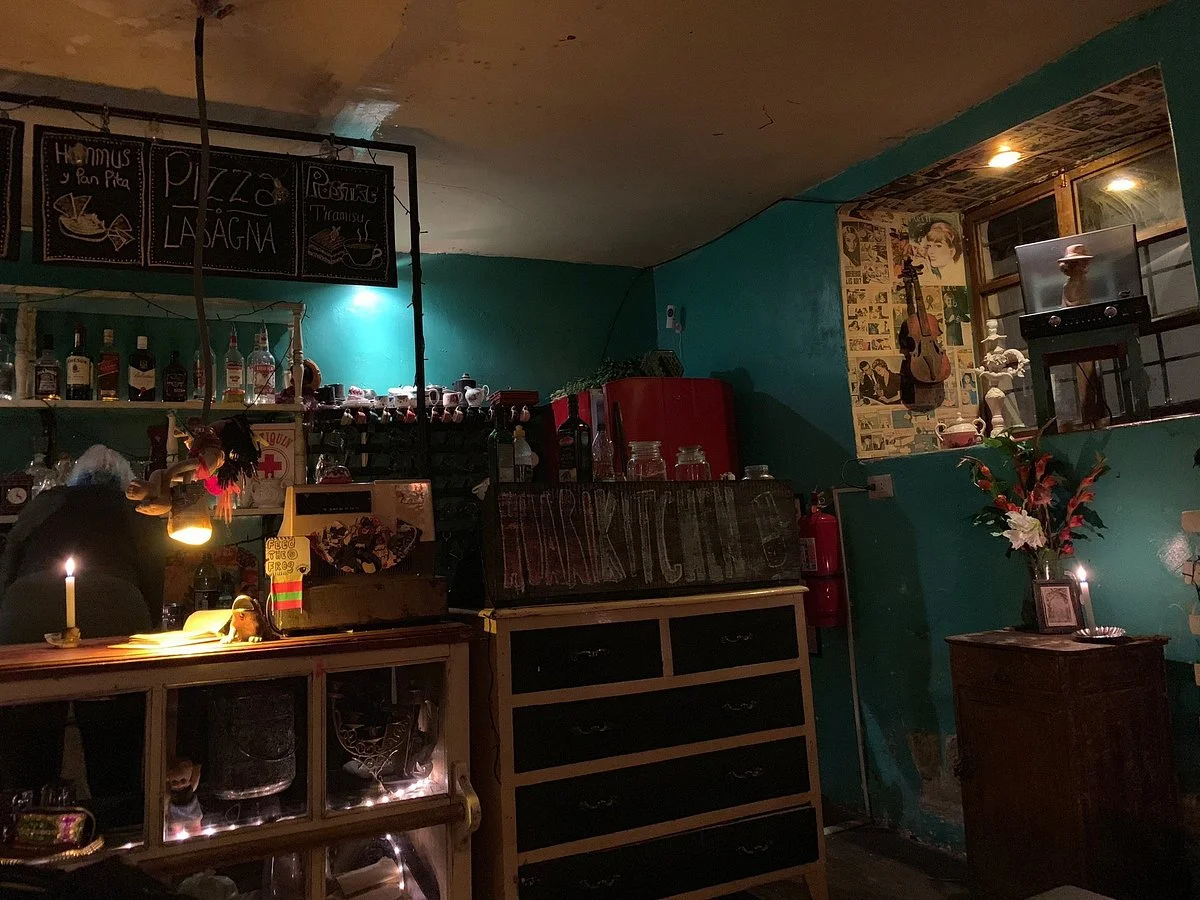 El Huarique Bar & Tapas