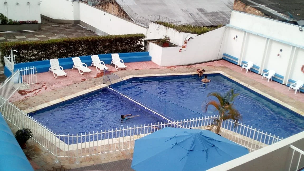 Piscina La Juanita