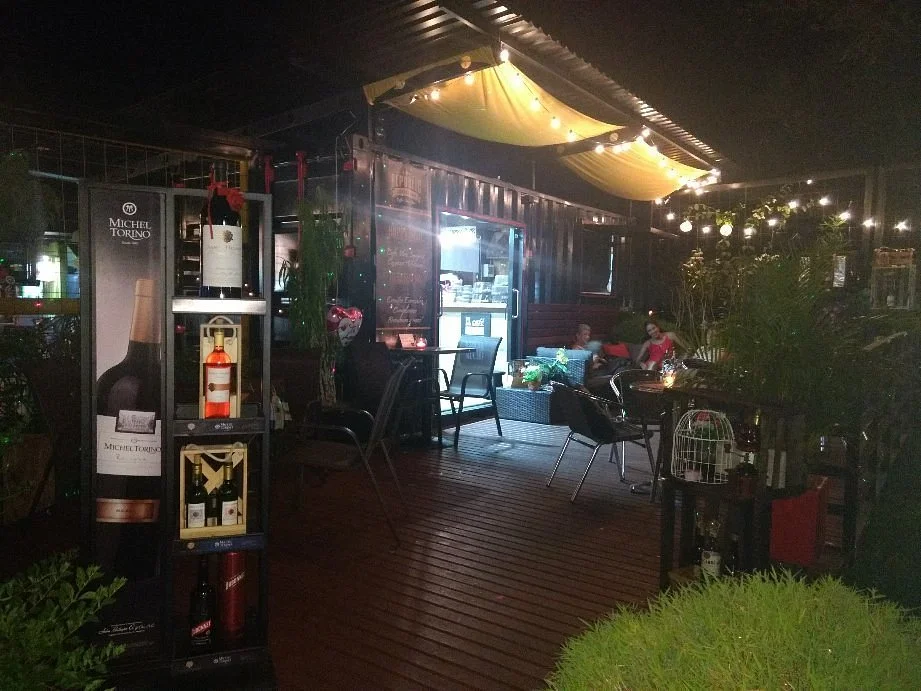 REPUBLIC Coffee Bar