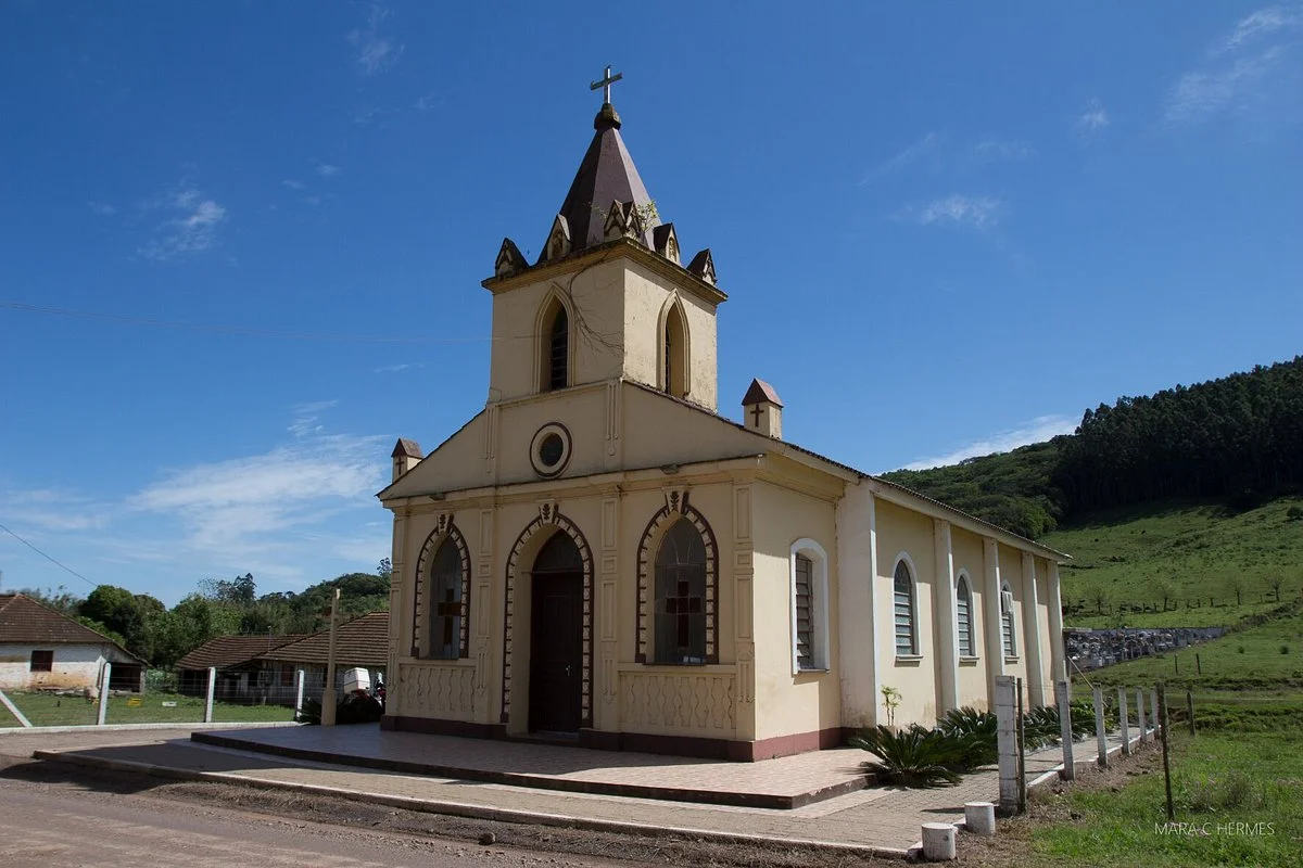 Igreja Do Rio Do Meio