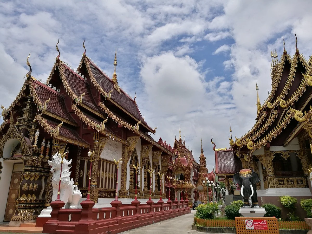 Wat Saen Muang Ma Luang