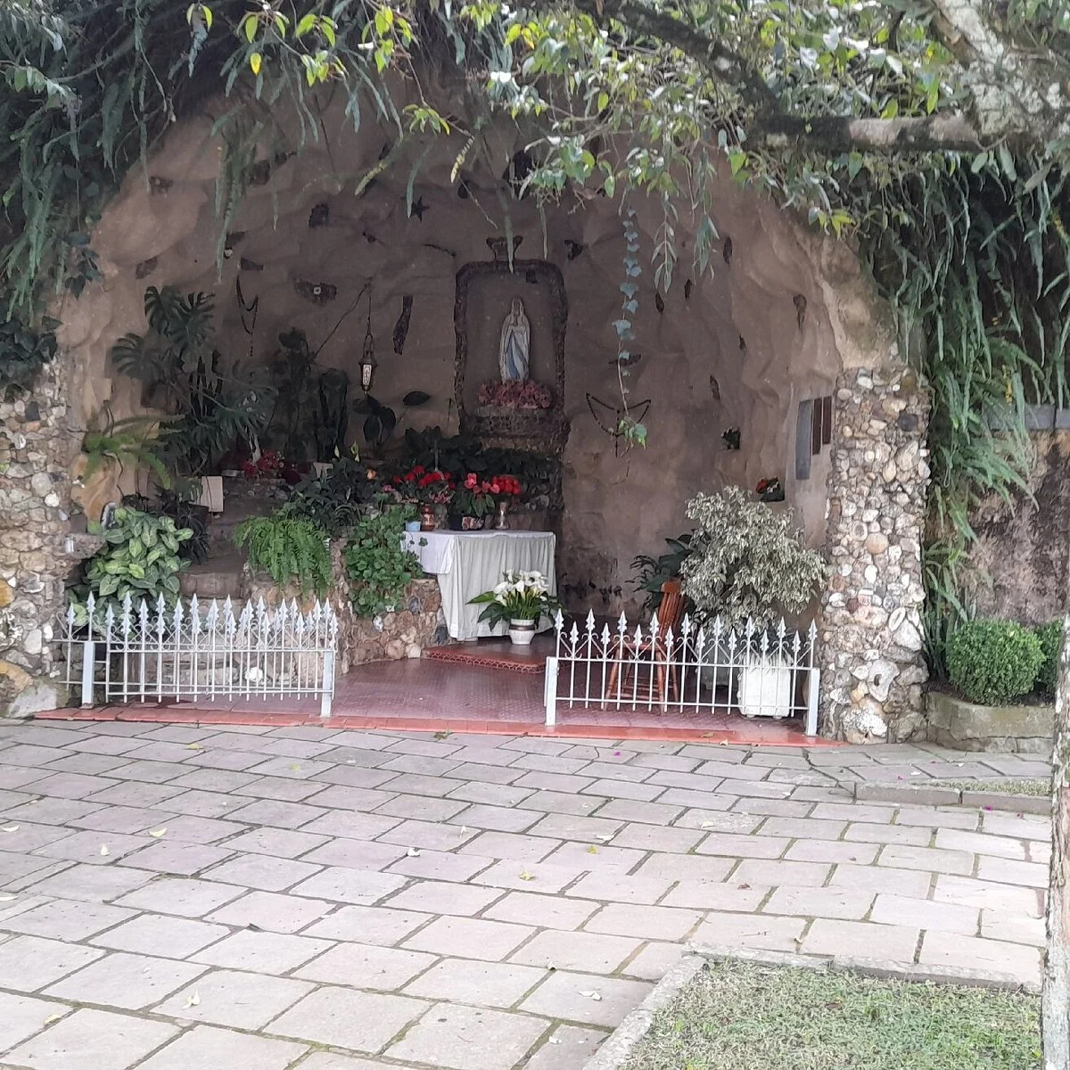 Gruta Linha 19