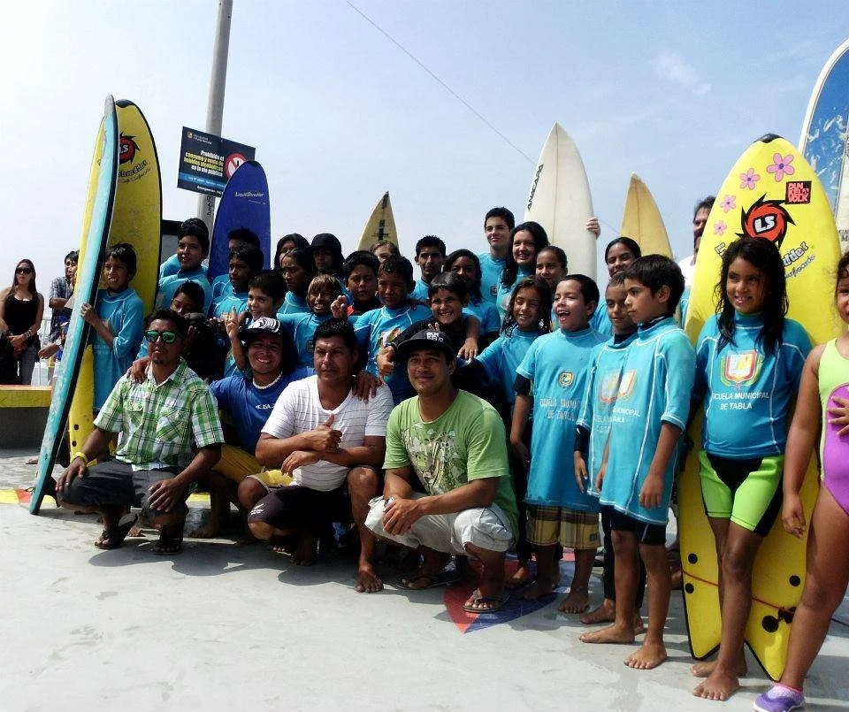 Lima Surf School