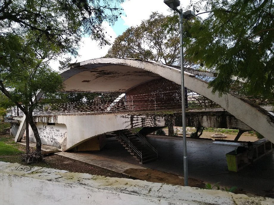 Praça De Esportes
