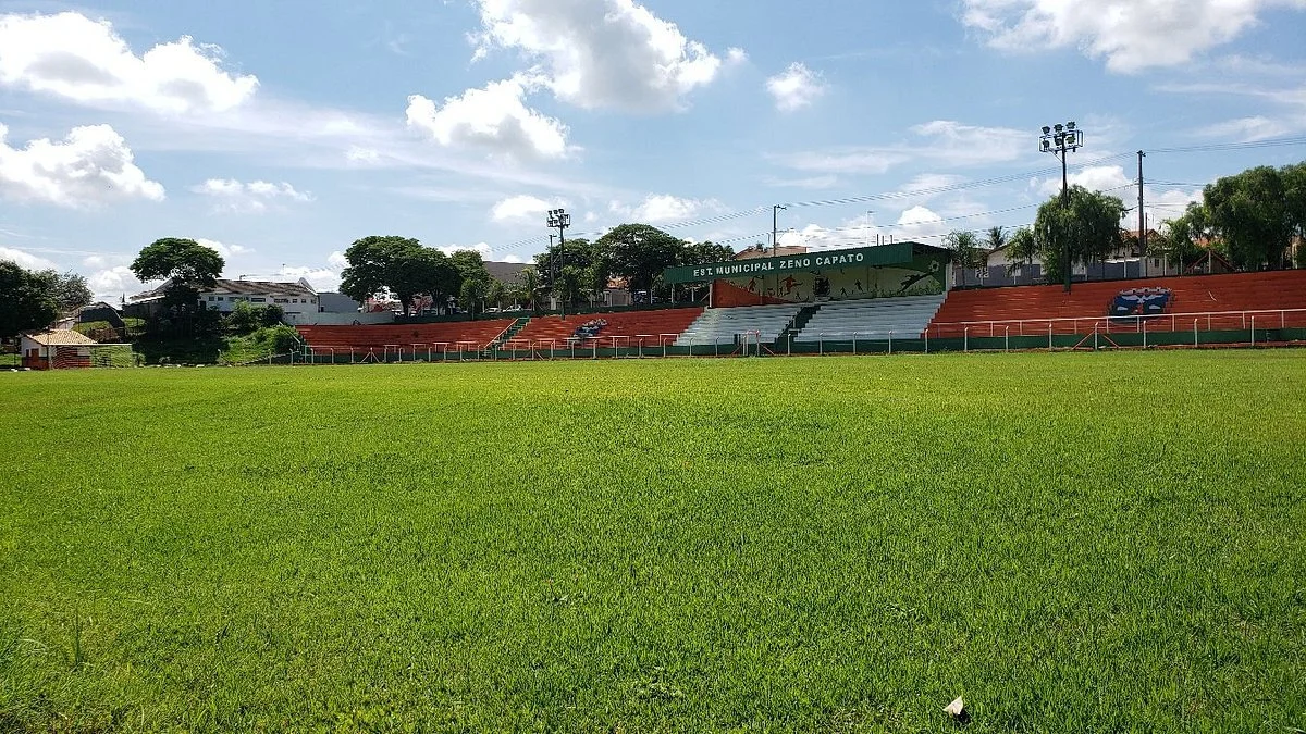 Estádio Municipal Zeno Capato