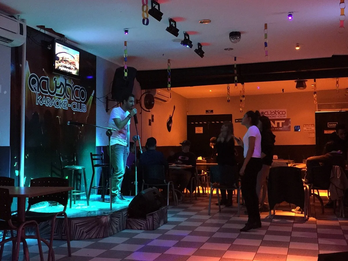 Acústico Karaokê Club