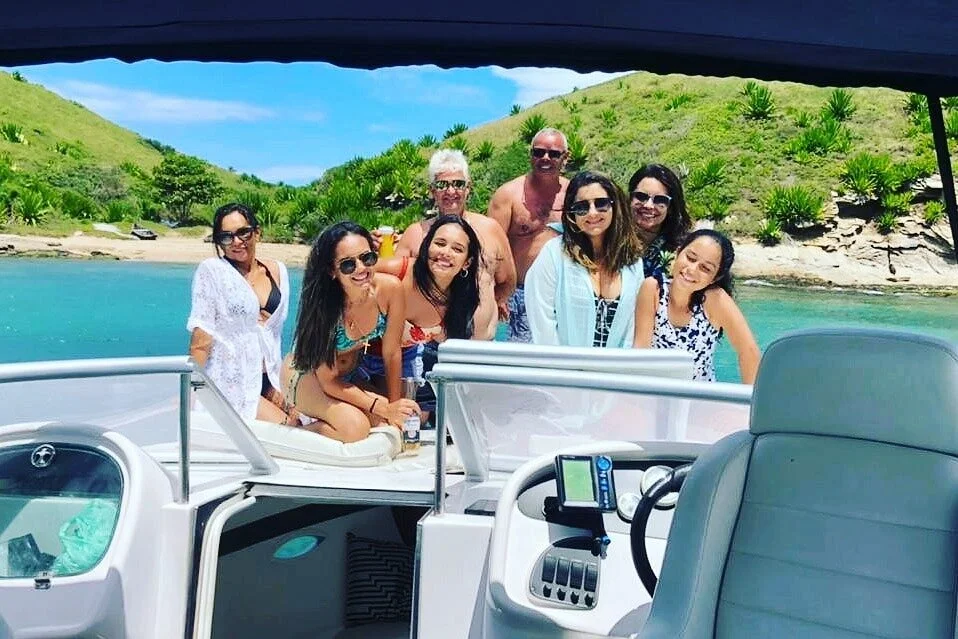 LH Tour Aluguel de Lanchas