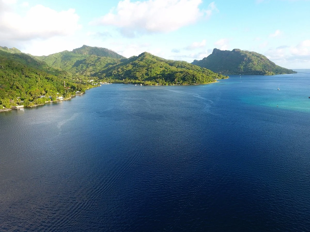 Fare, in Huahine, FP