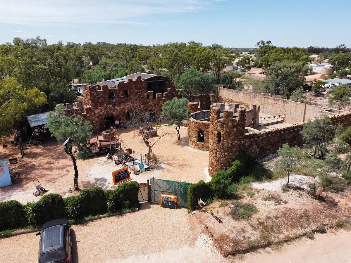 Amigos Castle