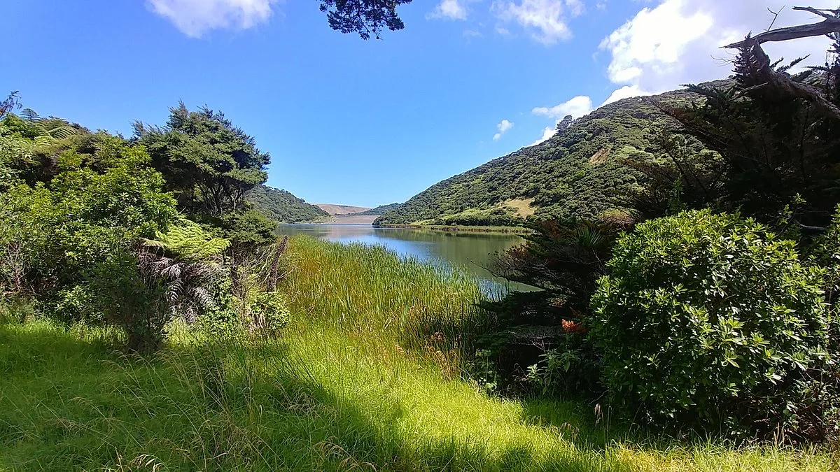 Lake Wainamu