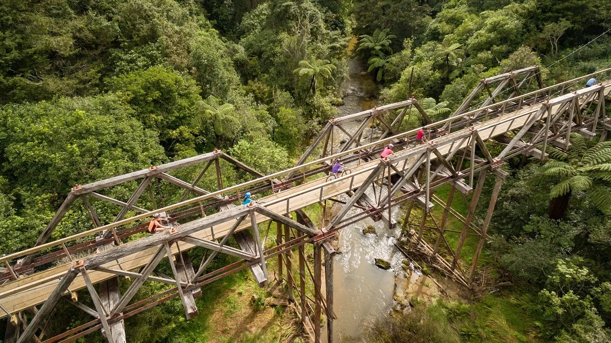 Pou Herenga Tai Twin Coast Cycle Trail