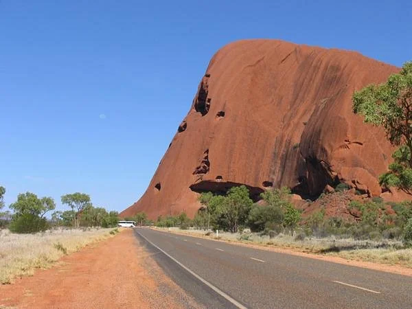 Uluru-Kata Tjuta Cultural Centre