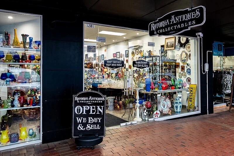 Rotorua Antiques & Collectables