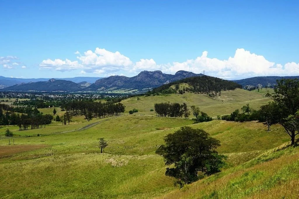Bucketts Mountains