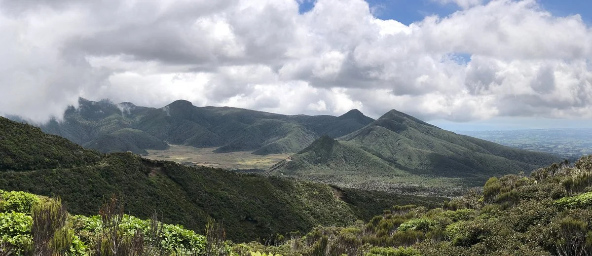 Pouakai Crossing