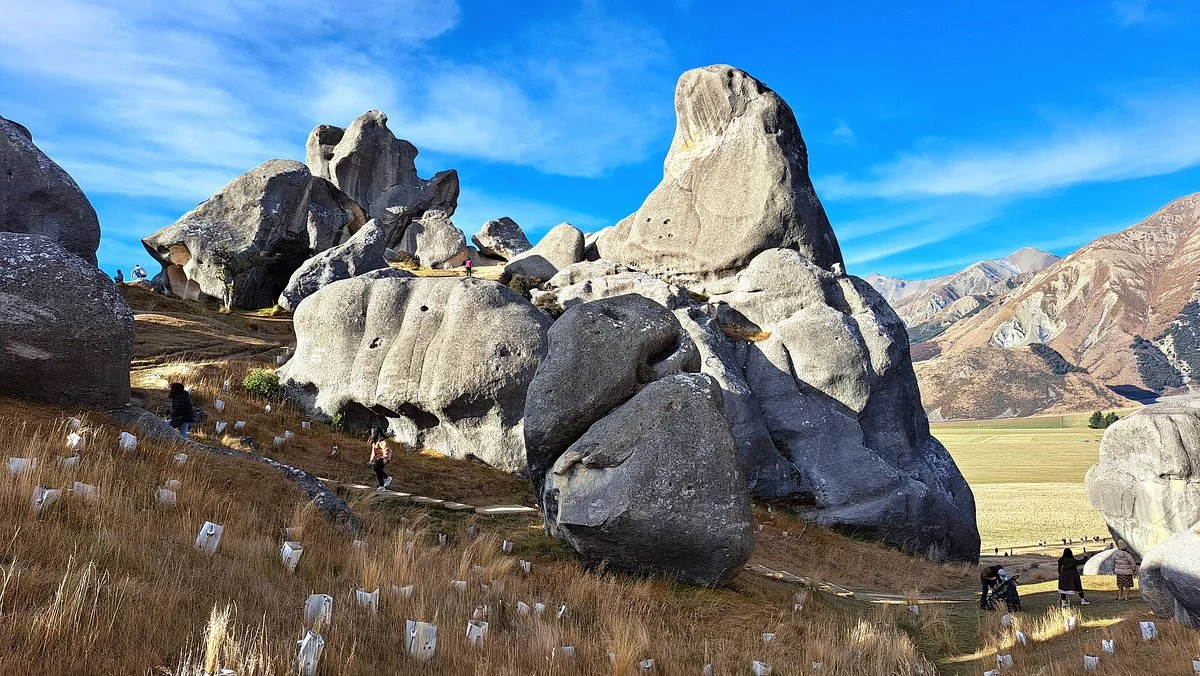 Castle Hill Rocks