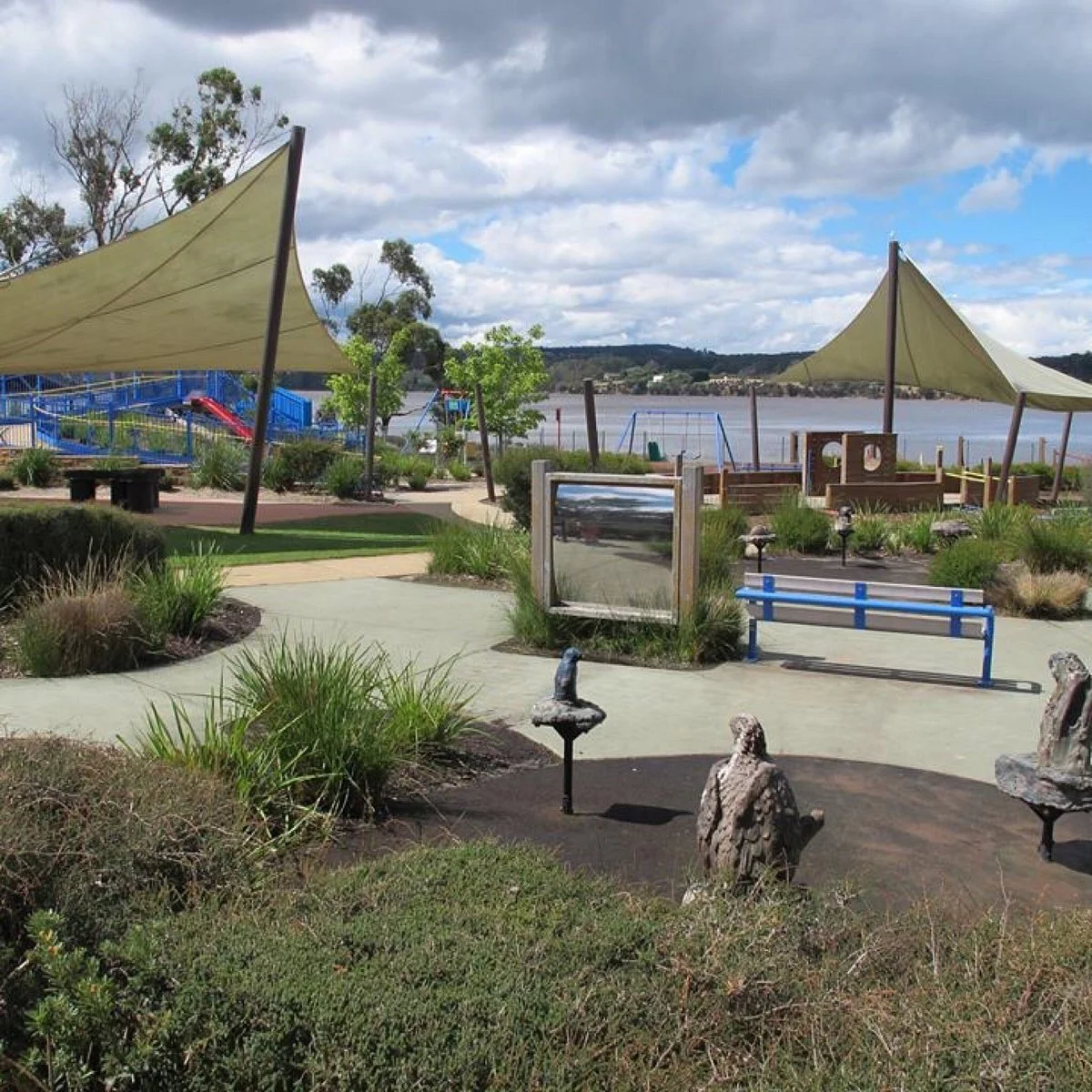 Dru Point Bicentennial Park