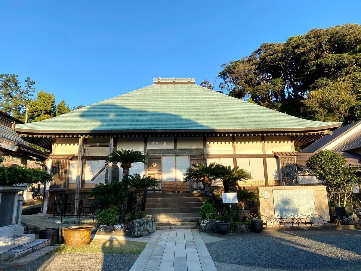 Gyokusenji Temple