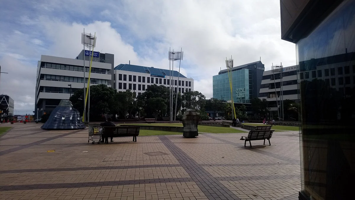 Manukau Square