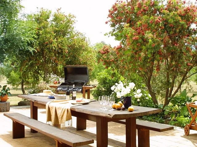 Whispering Brook Cellar Door, Winery, Guesthouse