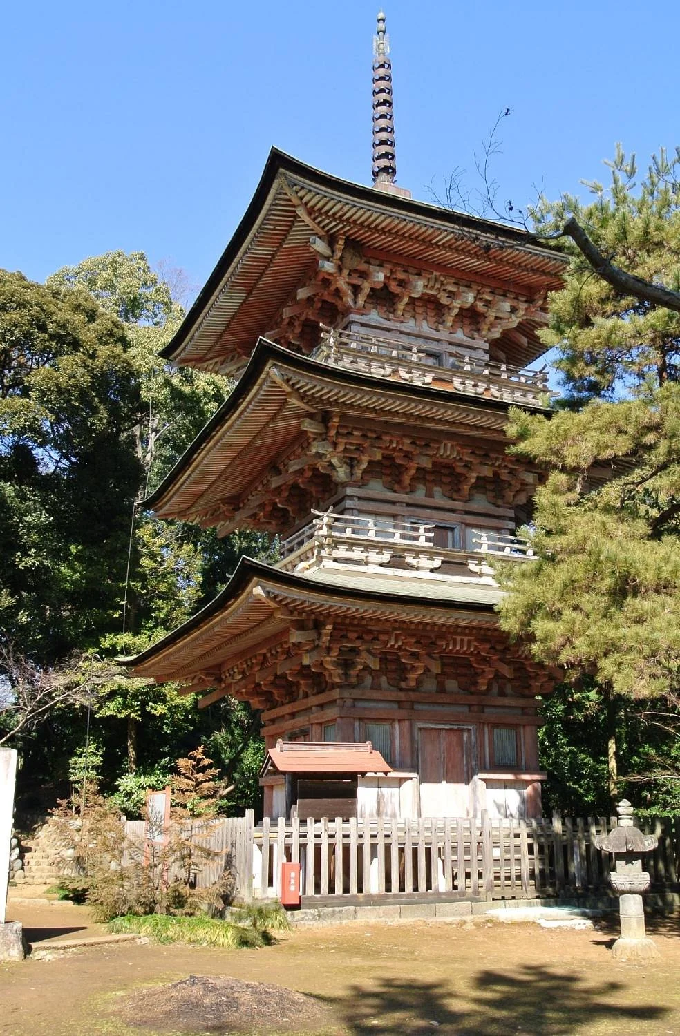 Three-Story Pagoda at Anrakuji Temple