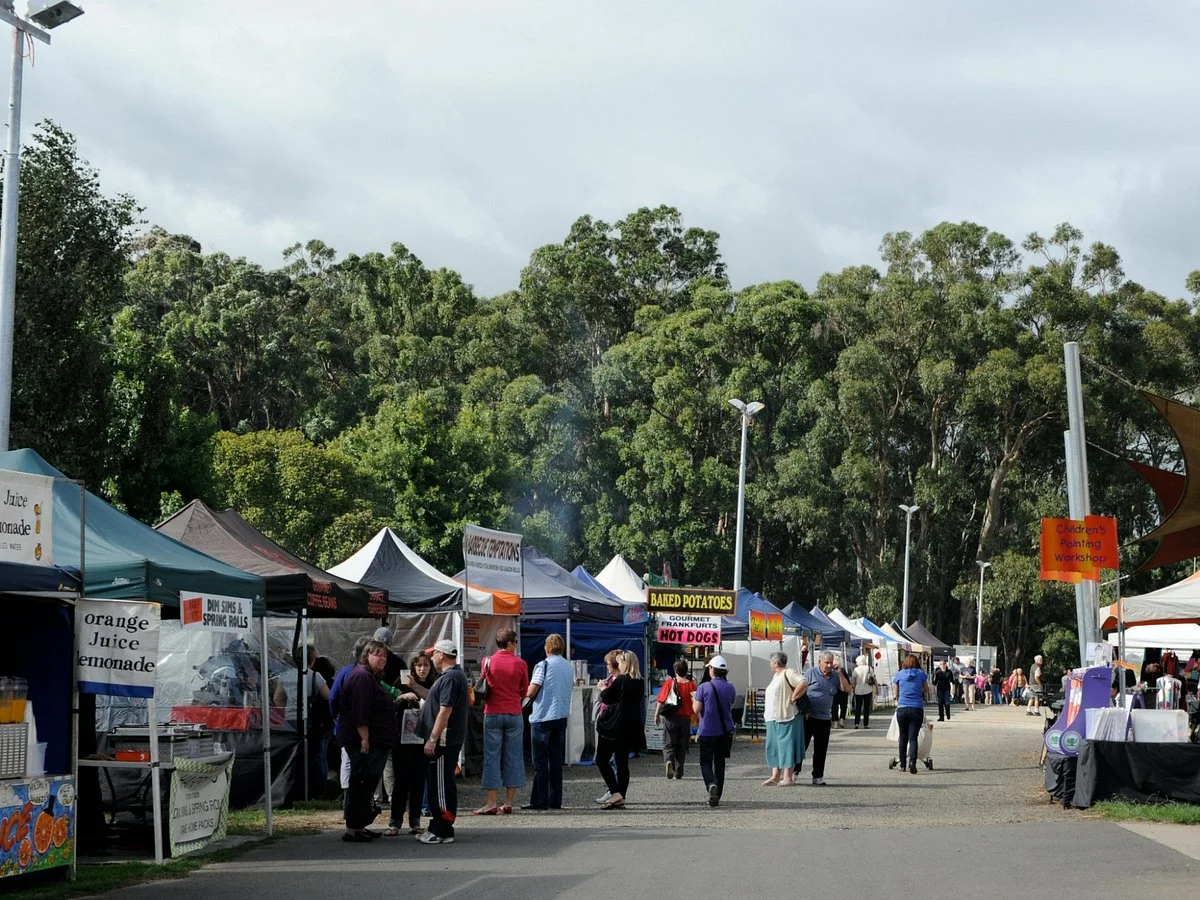 Lardner Park Makers Market