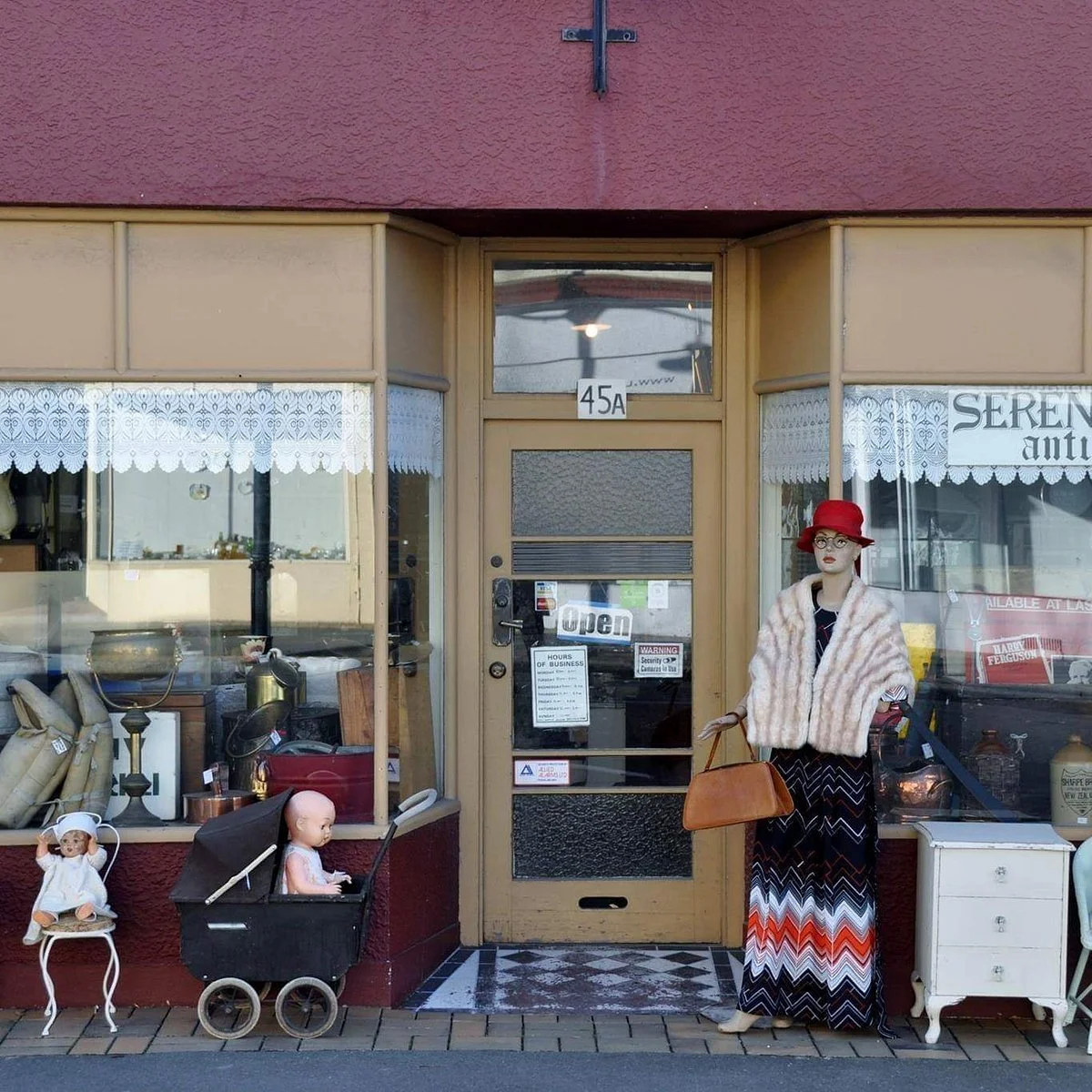 Serendipity Antiques