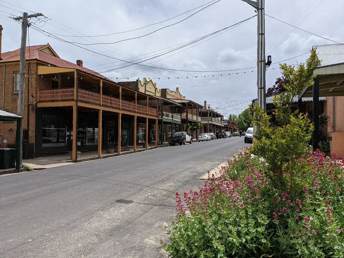 Millthorpe Village