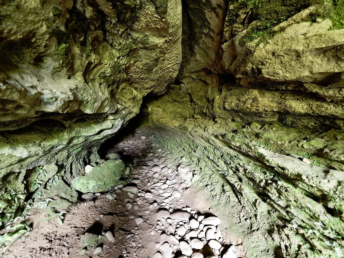 Clifden Caves