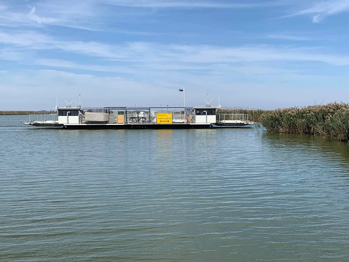 Narrung Ferry