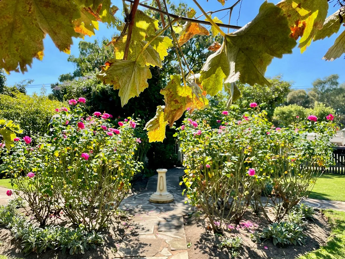 Florabank Historic Home & Garden