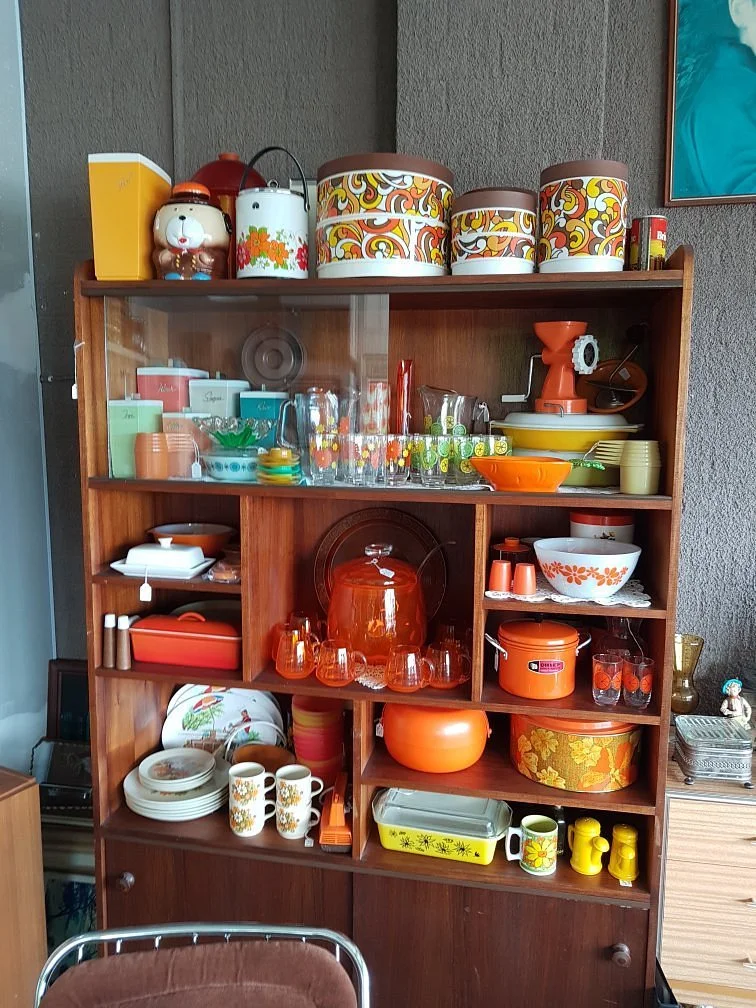 This & That Collectables