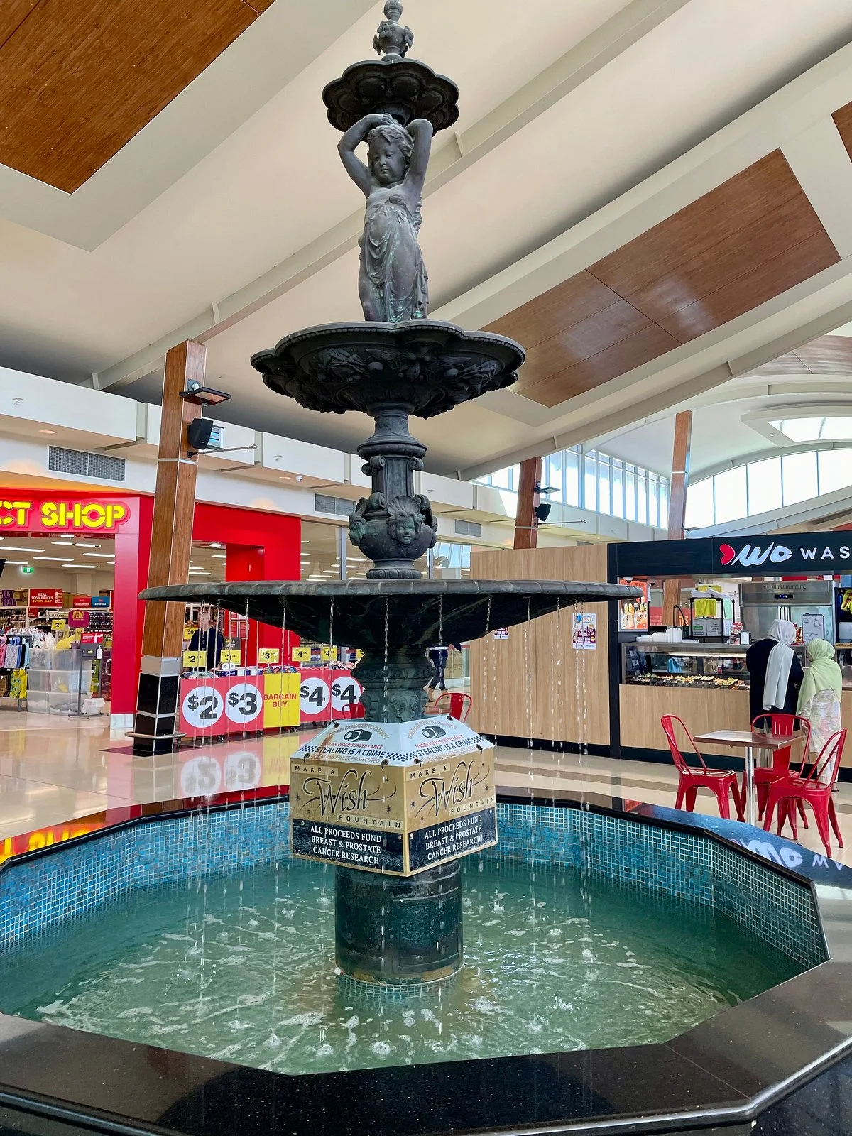 Riverside Plaza