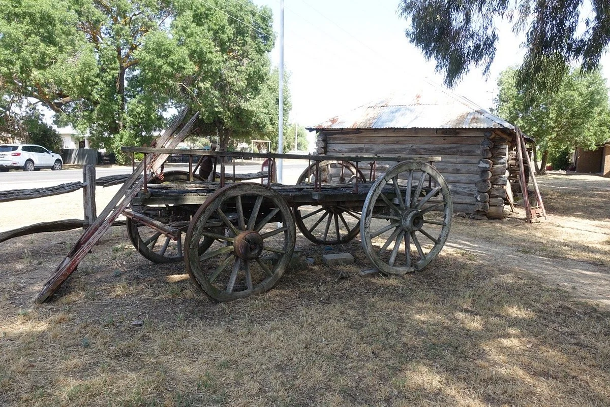 Carisbrook Log Gaol