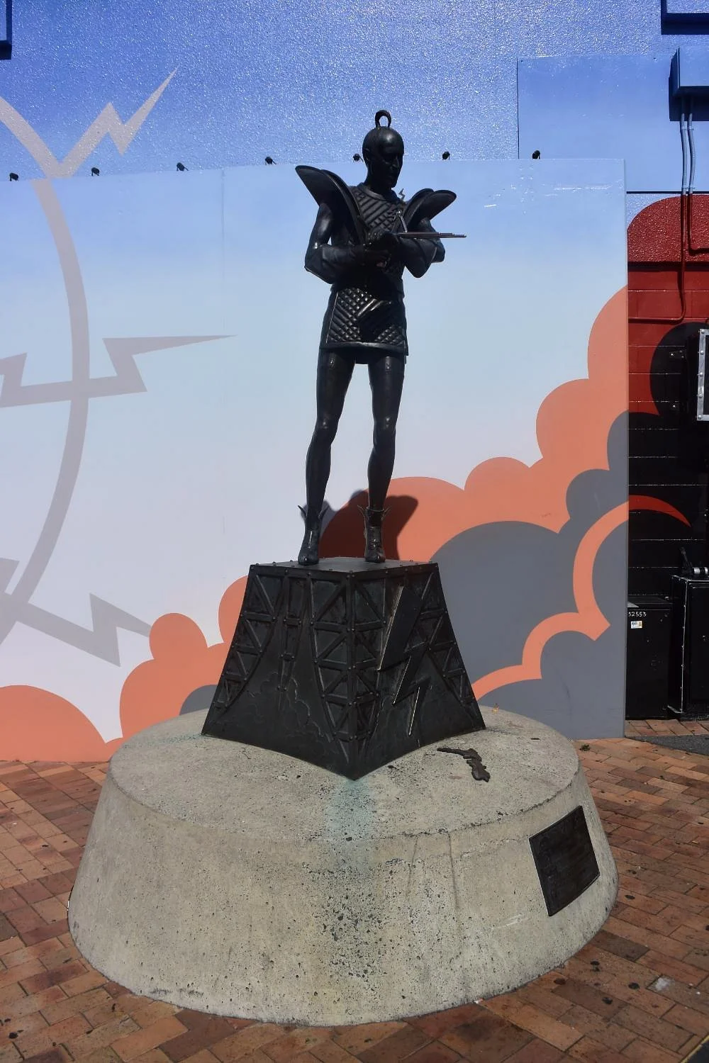 Riff Raff Statue