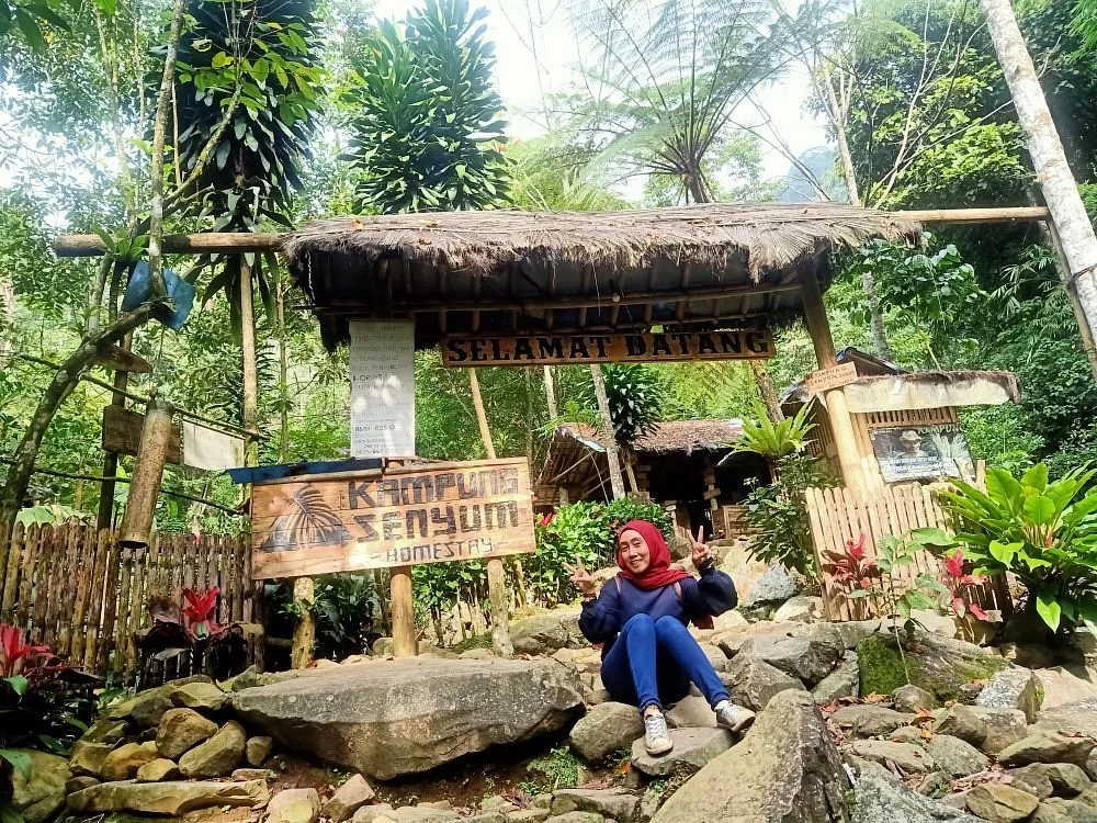 Kampung Senyum