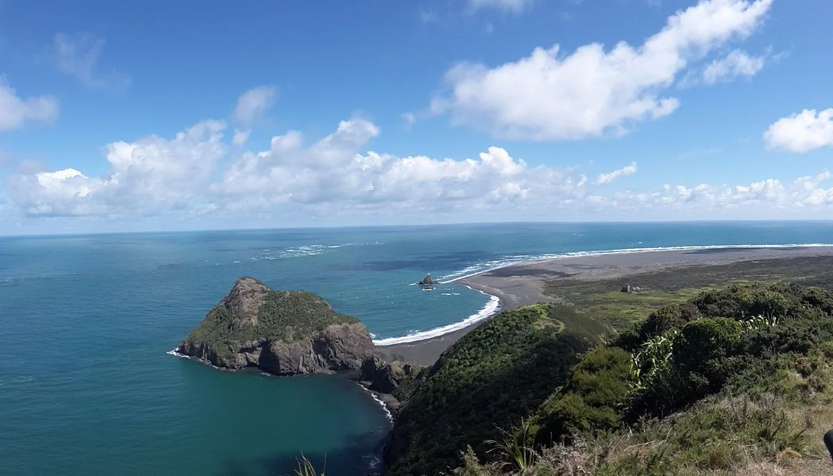 Omanawanui Track