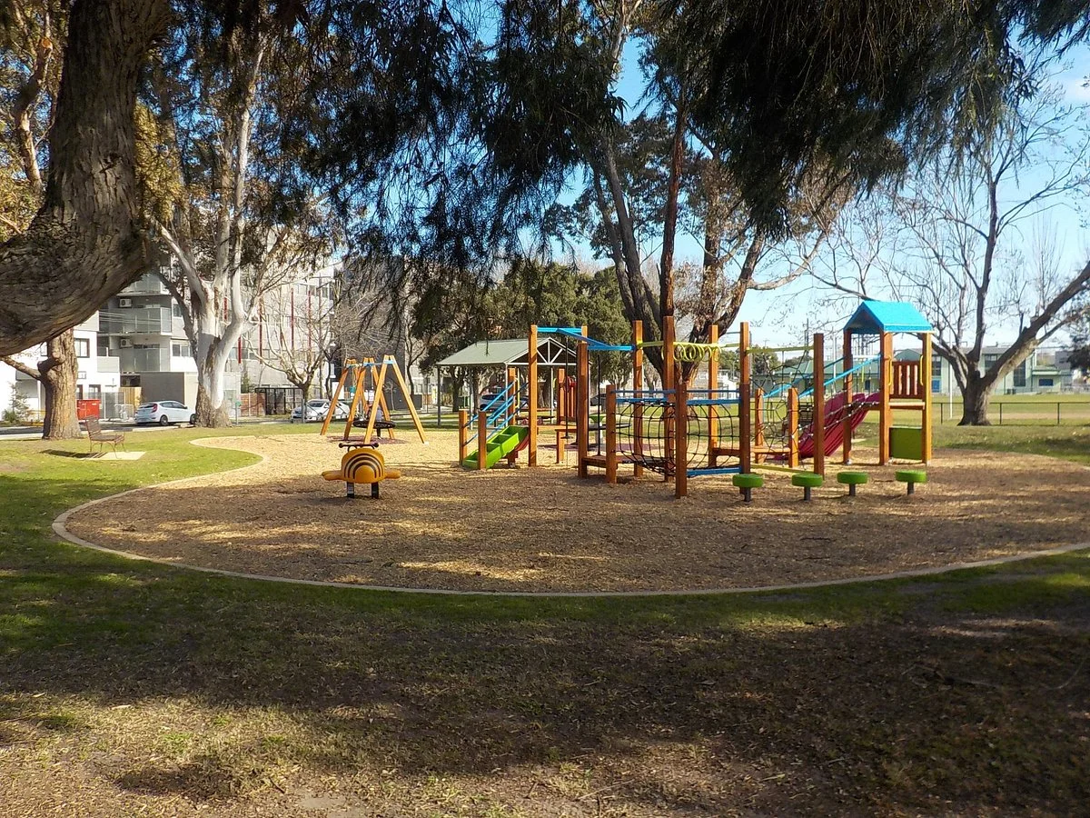 East Caulfield Reserve