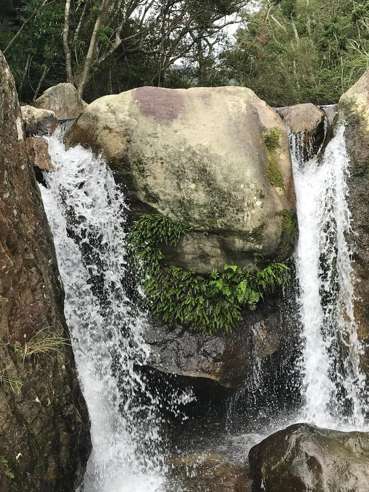 Hou Dong Keng Waterfall