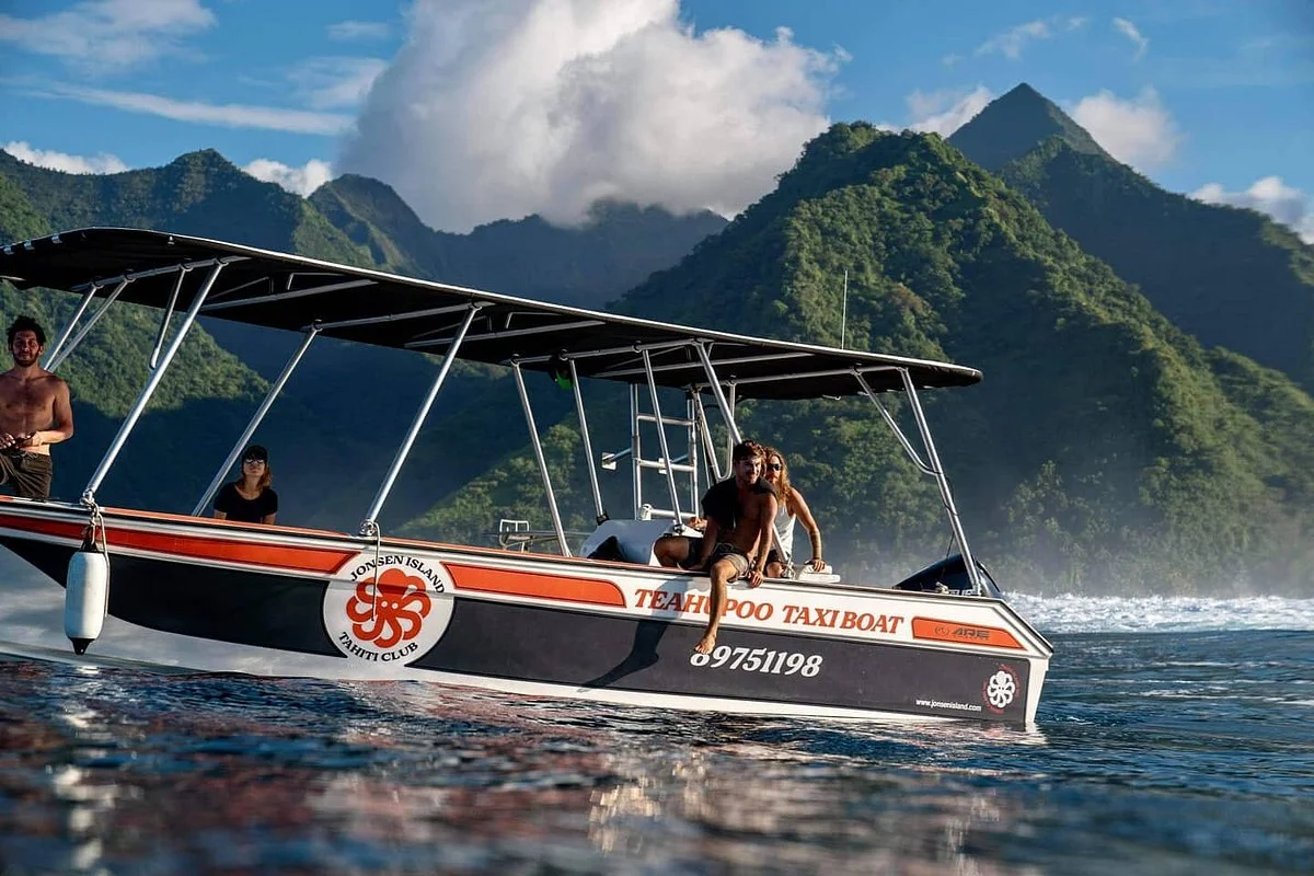 Teahupoo Excursion Taxi Boat