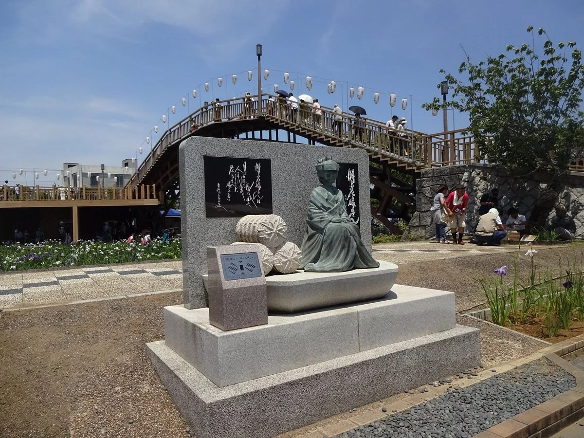 Itako Hanayome-san Monment