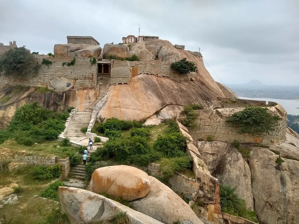 Gudibande Fort