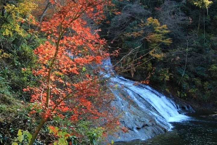 Awamatanotaki Waterfall