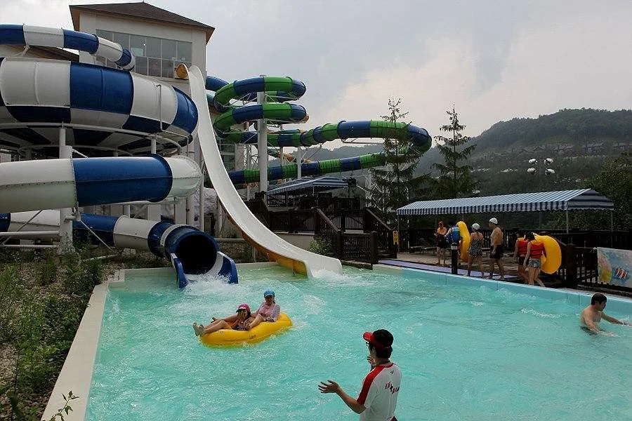 Peak Island Yongpyeong Water Park