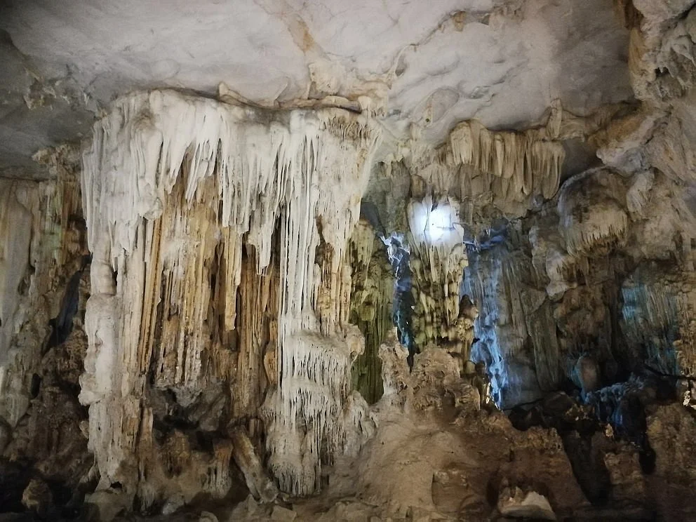 Tien Ong Cave