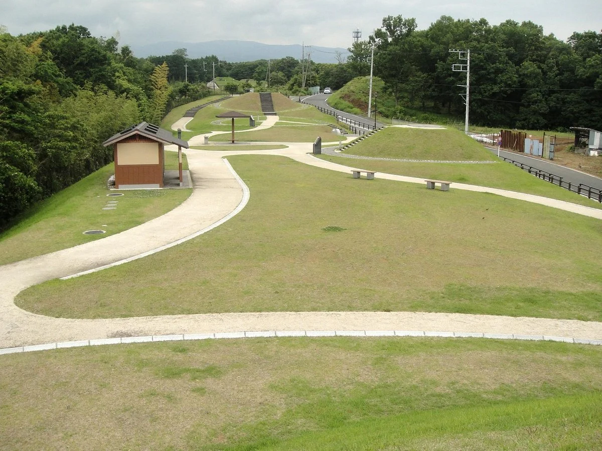 Mukaiyama Ancient Ruin Park