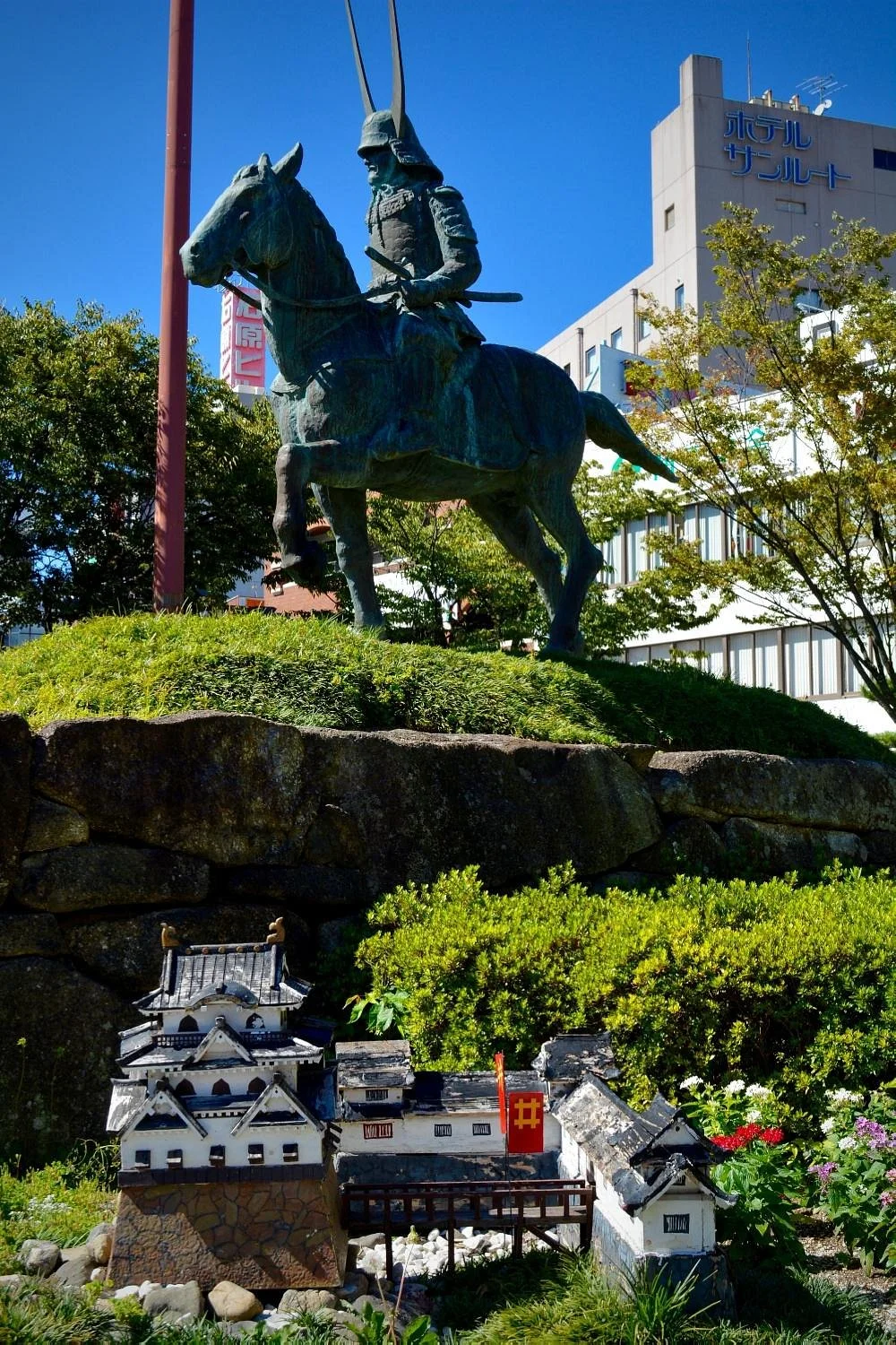 Ii Naomasa Statue