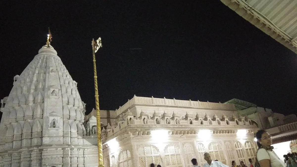 Shri Gajanan Maharaj Samadhi Temple